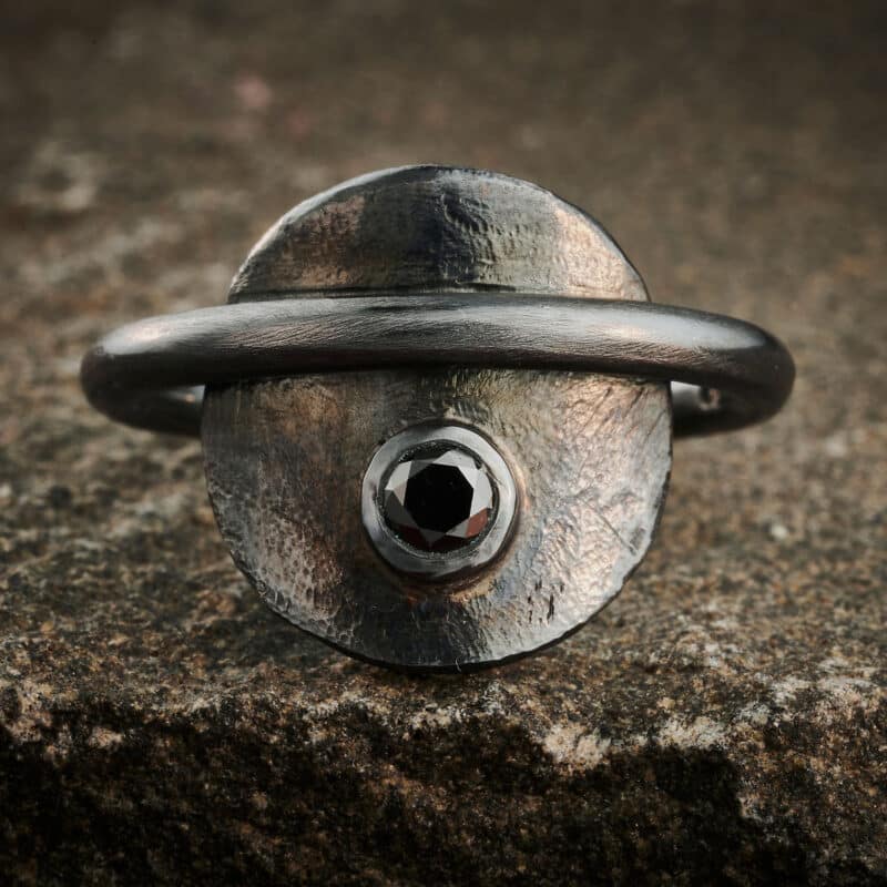 Sølv ring oxyderet med sort diamant